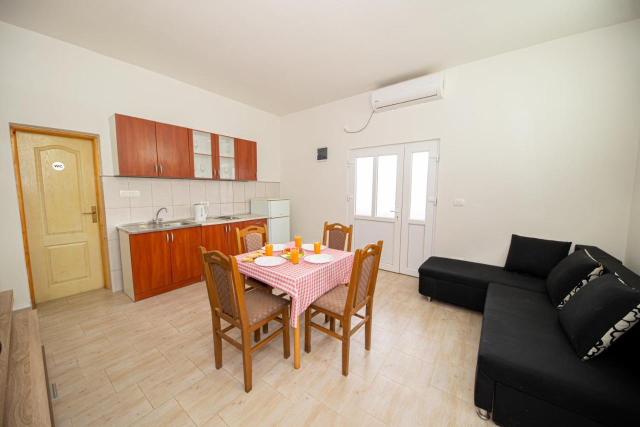 Apartments Dragojevic Tivat Kültér fotó